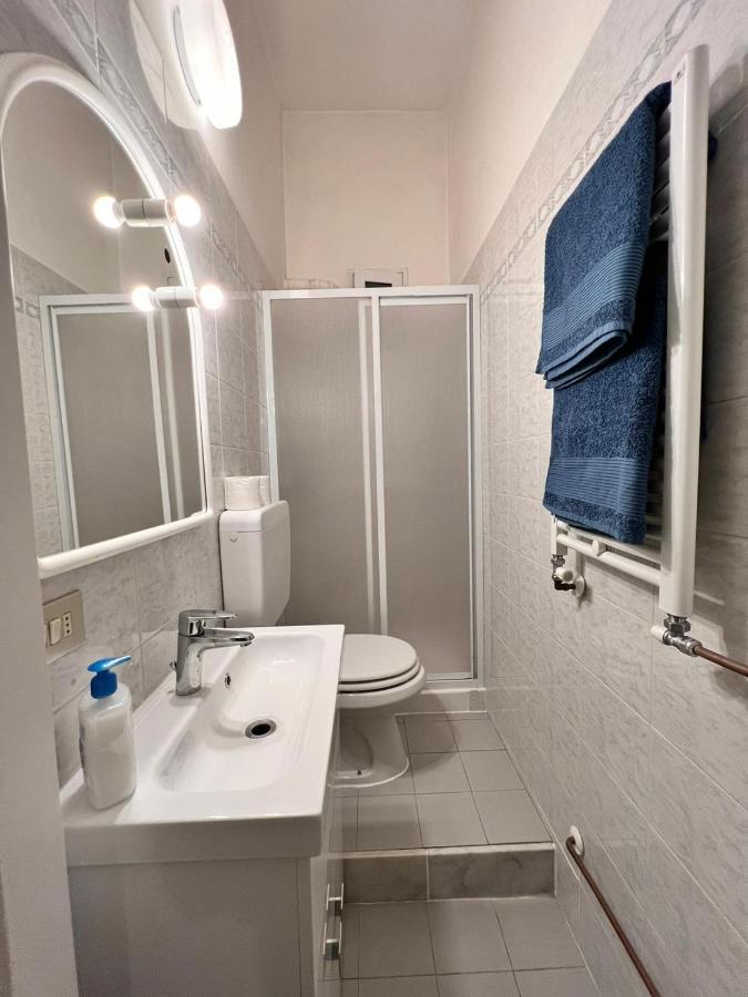 Savona Casa Vacanze Vicino Mare 3 Minuti Wifi Exterior foto