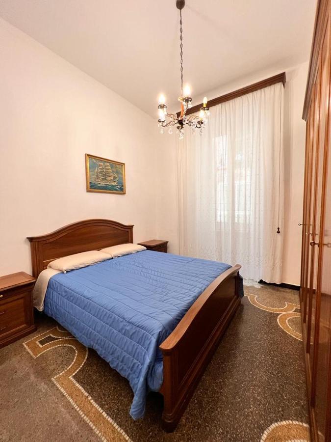 Savona Casa Vacanze Vicino Mare 3 Minuti Wifi Exterior foto